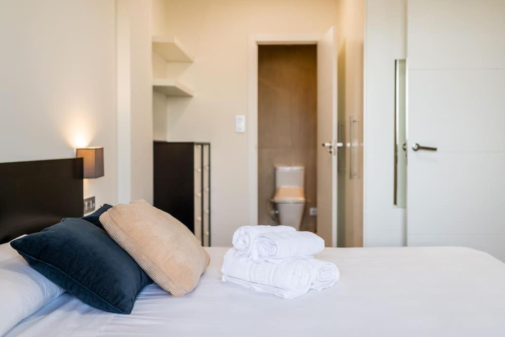 Moderno Apartamento Con Piscina Y Parking Granada Dış mekan fotoğraf